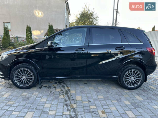 Черный Мерседес Б-класс, объемом двигателя 0 л и пробегом 90 тыс. км за 10900 $, фото 3 на Automoto.ua