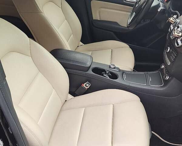 Чорний Мерседес Б-клас, об'ємом двигуна 0 л та пробігом 80 тис. км за 10200 $, фото 15 на Automoto.ua