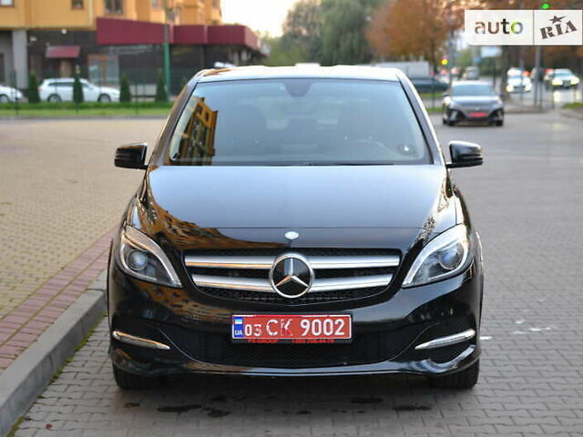 Черный Мерседес Б-класс, объемом двигателя 0 л и пробегом 127 тыс. км за 14000 $, фото 3 на Automoto.ua