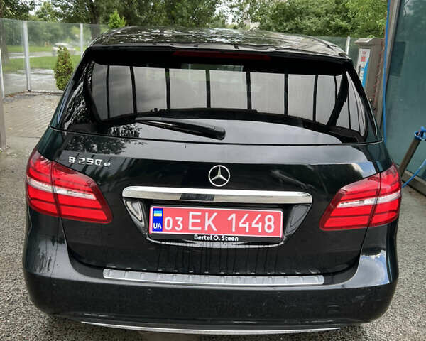 Мерседес Б-класс 2016 в Львове на Automoto.ua Черный Мерседес Б-класс, объемом двигателя 0 л и пробегом 76 тыс. км за 10800 $, фото 3 на Automoto.ua