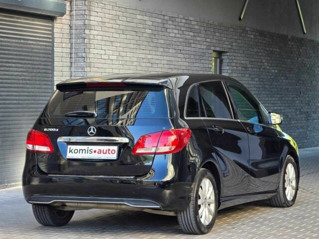 Черный Мерседес Б-класс, объемом двигателя 2.2 л и пробегом 105 тыс. км за 14099 $, фото 12 на Automoto.ua