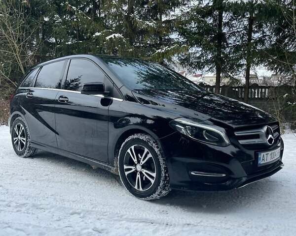 Черный Мерседес Б-класс, объемом двигателя 1.46 л и пробегом 215 тыс. км за 15400 $, фото 10 на Automoto.ua