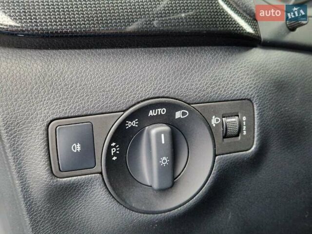 Чорний Мерседес Б-клас, об'ємом двигуна 0 л та пробігом 100 тис. км за 10700 $, фото 18 на Automoto.ua