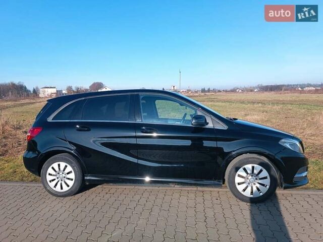 Чорний Мерседес Б-клас, об'ємом двигуна 0 л та пробігом 76 тис. км за 9999 $, фото 30 на Automoto.ua