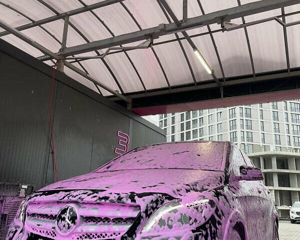 Черный Мерседес Б-класс, объемом двигателя 0 л и пробегом 100 тыс. км за 12700 $, фото 16 на Automoto.ua