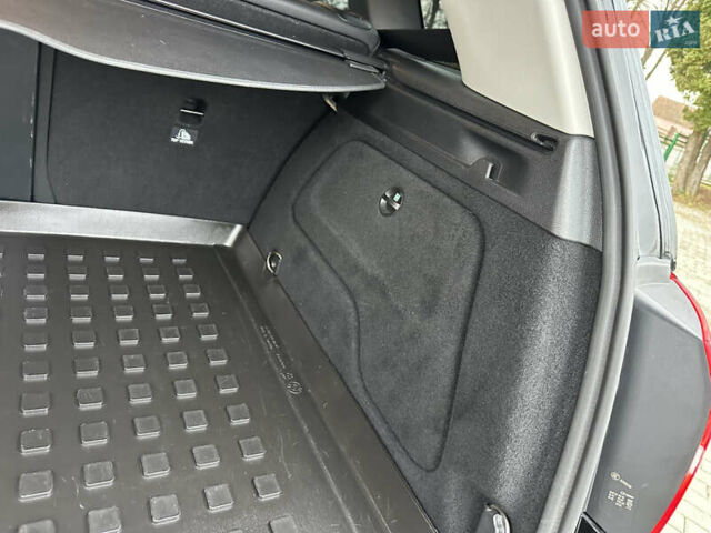 Черный Мерседес Б-класс, объемом двигателя 0 л и пробегом 72 тыс. км за 10550 $, фото 61 на Automoto.ua