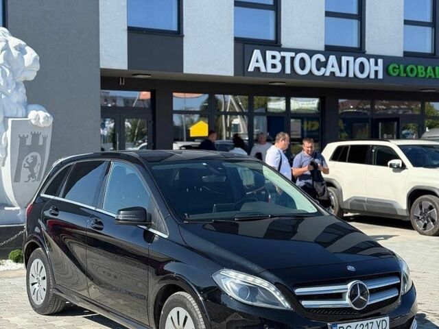 Черный Мерседес Б-класс, объемом двигателя 0 л и пробегом 91 тыс. км за 11990 $, фото 1 на Automoto.ua