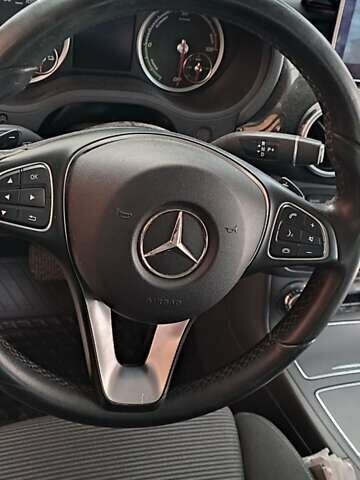 Черный Мерседес Б-класс, объемом двигателя 0 л и пробегом 83 тыс. км за 12500 $, фото 3 на Automoto.ua