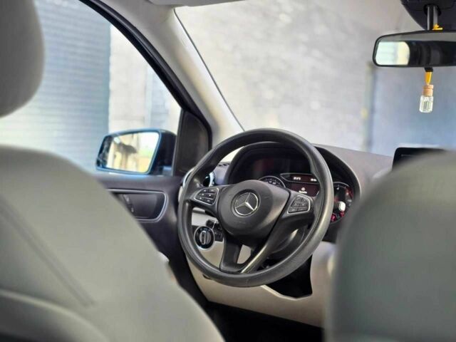 Черный Мерседес Б-класс, объемом двигателя 2.2 л и пробегом 105 тыс. км за 14099 $, фото 22 на Automoto.ua