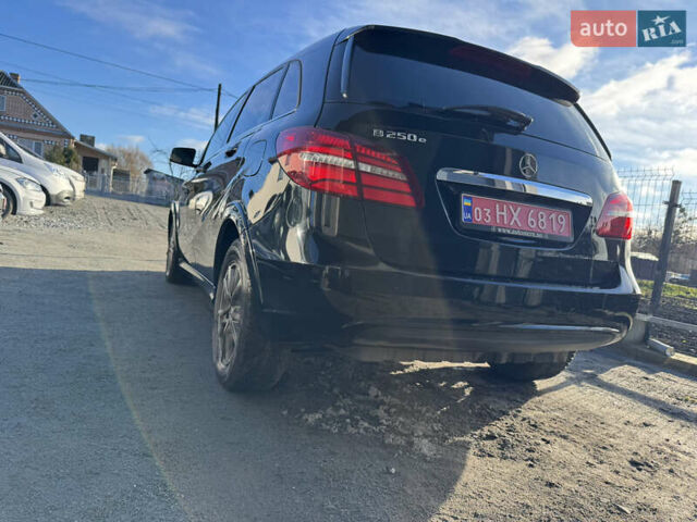 Чорний Мерседес Б-клас, об'ємом двигуна 0 л та пробігом 85 тис. км за 9999 $, фото 5 на Automoto.ua