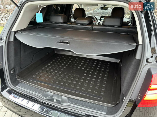 Черный Мерседес Б-класс, объемом двигателя 0 л и пробегом 72 тыс. км за 10550 $, фото 62 на Automoto.ua