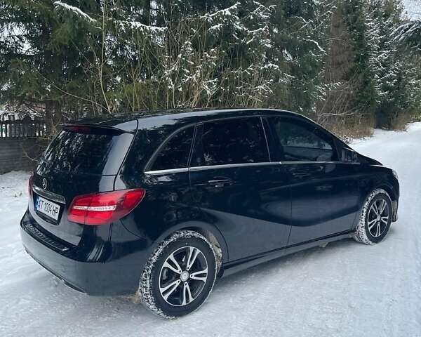 Черный Мерседес Б-класс, объемом двигателя 1.46 л и пробегом 215 тыс. км за 15400 $, фото 12 на Automoto.ua