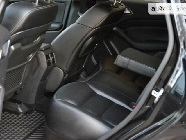 Черный Мерседес Б-класс, объемом двигателя 0 л и пробегом 127 тыс. км за 14000 $, фото 9 на Automoto.ua