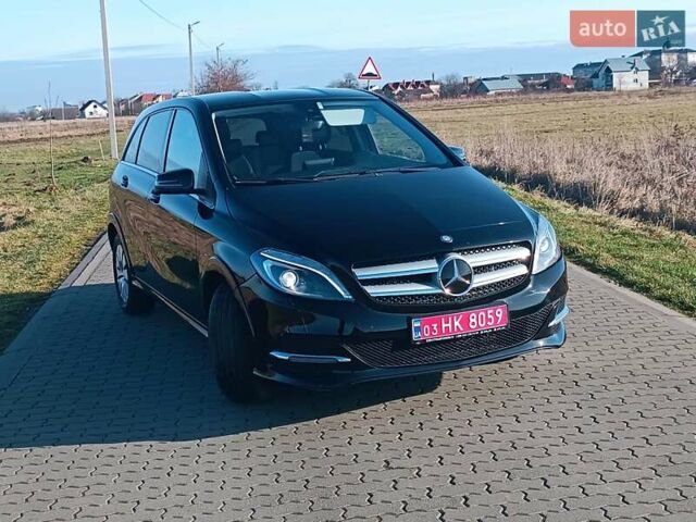Чорний Мерседес Б-клас, об'ємом двигуна 0 л та пробігом 76 тис. км за 9999 $, фото 18 на Automoto.ua