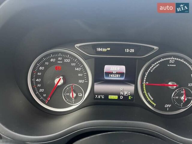 Черный Мерседес Б-класс, объемом двигателя 0 л и пробегом 140 тыс. км за 10000 $, фото 19 на Automoto.ua