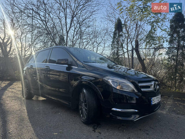 Черный Мерседес Б-класс, объемом двигателя 0 л и пробегом 137 тыс. км за 10350 $, фото 12 на Automoto.ua