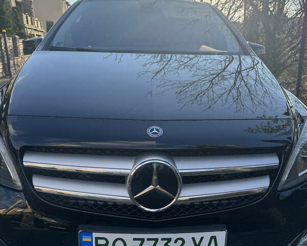 Черный Мерседес Б-класс, объемом двигателя 0 л и пробегом 137 тыс. км за 10350 $, фото 25 на Automoto.ua