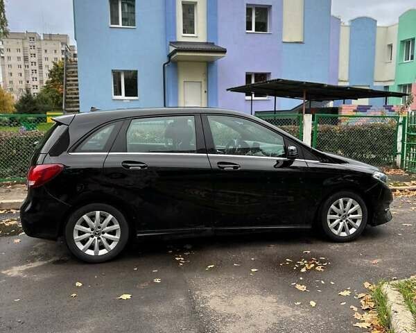 Чорний Мерседес Б-клас, об'ємом двигуна 1.46 л та пробігом 259 тис. км за 12999 $, фото 4 на Automoto.ua