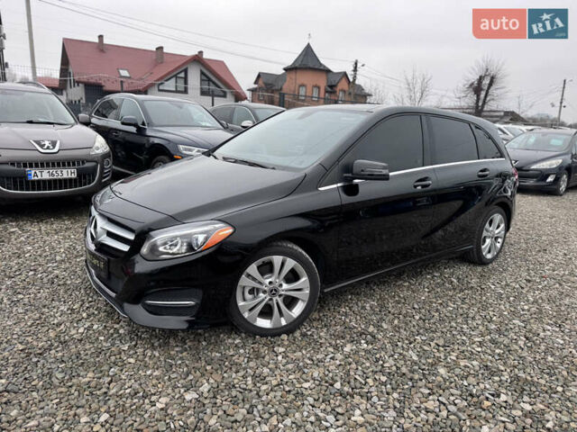 Черный Мерседес Б-класс, объемом двигателя 1.99 л и пробегом 125 тыс. км за 17500 $, фото 3 на Automoto.ua