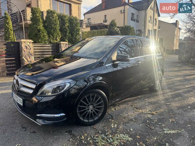 Черный Мерседес Б-класс, объемом двигателя 0 л и пробегом 137 тыс. км за 10350 $, фото 6 на Automoto.ua