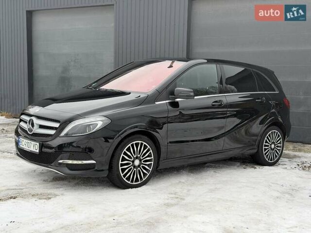 Черный Мерседес Б-класс, объемом двигателя 0 л и пробегом 98 тыс. км за 10200 $, фото 12 на Automoto.ua
