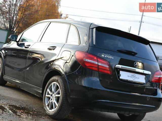Чорний Мерседес Б-клас, об'ємом двигуна 0 л та пробігом 73 тис. км за 11500 $, фото 10 на Automoto.ua