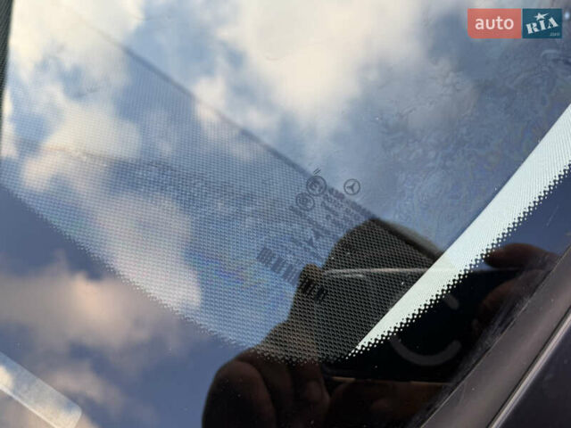 Чорний Мерседес Б-клас, об'ємом двигуна 0 л та пробігом 90 тис. км за 9250 $, фото 30 на Automoto.ua