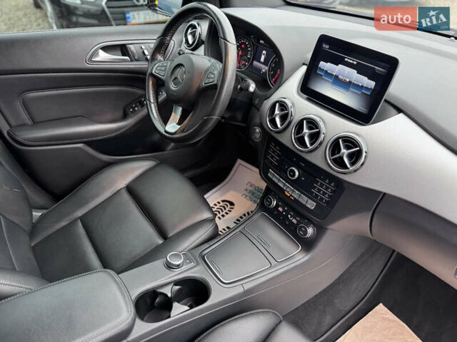 Черный Мерседес Б-класс, объемом двигателя 1.99 л и пробегом 125 тыс. км за 17500 $, фото 39 на Automoto.ua