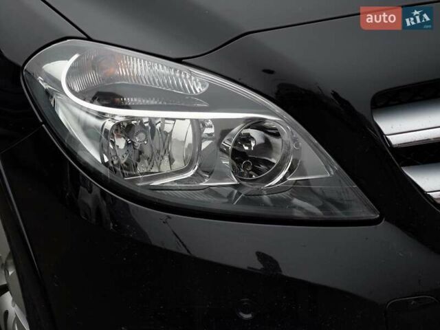 Чорний Мерседес Б-клас, об'ємом двигуна 0 л та пробігом 76 тис. км за 11790 $, фото 3 на Automoto.ua