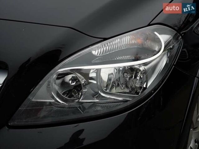 Чорний Мерседес Б-клас, об'ємом двигуна 0 л та пробігом 76 тис. км за 11790 $, фото 4 на Automoto.ua