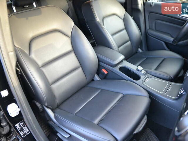 Чорний Мерседес Б-клас, об'ємом двигуна 0 л та пробігом 73 тис. км за 11500 $, фото 28 на Automoto.ua