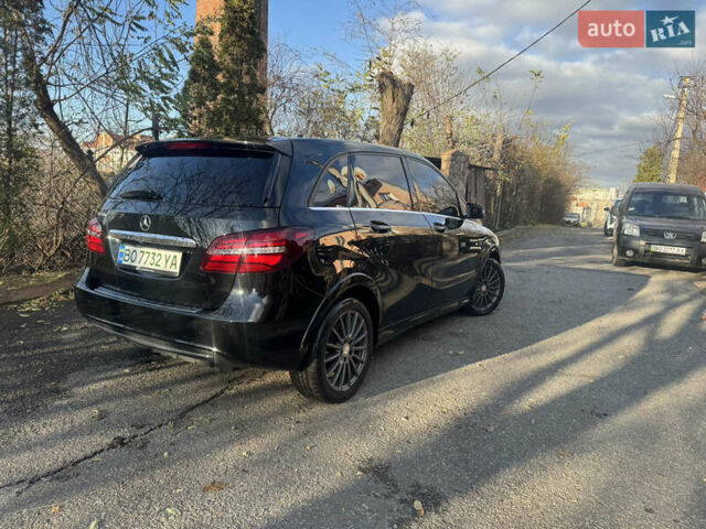 Черный Мерседес Б-класс, объемом двигателя 0 л и пробегом 137 тыс. км за 10350 $, фото 3 на Automoto.ua