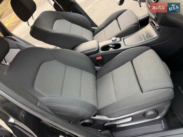 Чорний Мерседес Б-клас, об'ємом двигуна 0 л та пробігом 95 тис. км за 9950 $, фото 20 на Automoto.ua