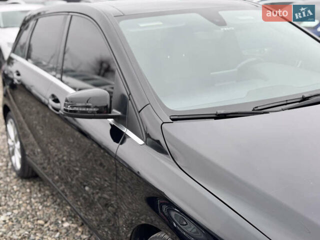 Черный Мерседес Б-класс, объемом двигателя 1.99 л и пробегом 125 тыс. км за 17500 $, фото 19 на Automoto.ua