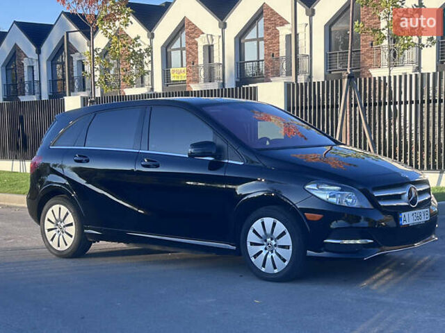 Черный Мерседес Б-класс, объемом двигателя 0 л и пробегом 33 тыс. км за 13500 $, фото 5 на Automoto.ua