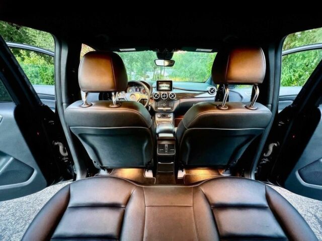 Чорний Мерседес Б-клас, об'ємом двигуна 0 л та пробігом 55 тис. км за 7700 $, фото 10 на Automoto.ua