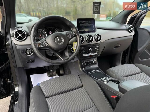 Чорний Мерседес Б-клас, об'ємом двигуна 0 л та пробігом 95 тис. км за 9950 $, фото 18 на Automoto.ua