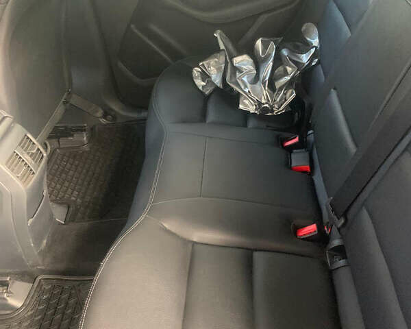 Чорний Мерседес Б-клас, об'ємом двигуна 0 л та пробігом 69 тис. км за 10900 $, фото 14 на Automoto.ua