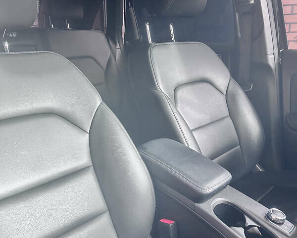 Черный Мерседес Б-класс, объемом двигателя 0 л и пробегом 33 тыс. км за 13500 $, фото 7 на Automoto.ua