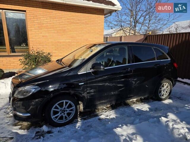 Чорний Мерседес Б-клас, об'ємом двигуна 0 л та пробігом 109 тис. км за 10900 $, фото 3 на Automoto.ua