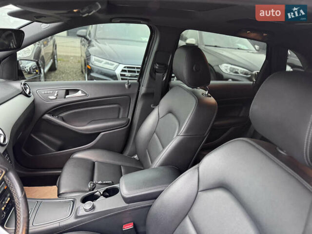 Черный Мерседес Б-класс, объемом двигателя 1.99 л и пробегом 125 тыс. км за 17500 $, фото 24 на Automoto.ua