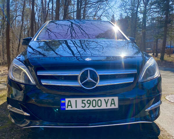 Чорний Мерседес Б-клас, об'ємом двигуна 0 л та пробігом 64 тис. км за 11700 $, фото 16 на Automoto.ua