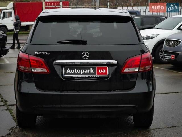 Чорний Мерседес Б-клас, об'ємом двигуна 0 л та пробігом 76 тис. км за 11790 $, фото 8 на Automoto.ua