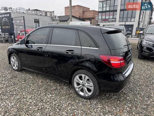 Черный Мерседес Б-класс, объемом двигателя 1.99 л и пробегом 125 тыс. км за 17500 $, фото 6 на Automoto.ua