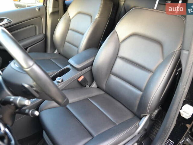 Чорний Мерседес Б-клас, об'ємом двигуна 0 л та пробігом 73 тис. км за 11500 $, фото 15 на Automoto.ua