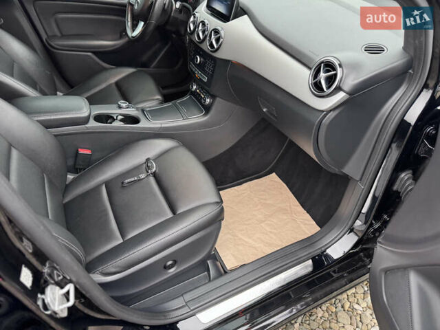 Черный Мерседес Б-класс, объемом двигателя 1.99 л и пробегом 125 тыс. км за 17500 $, фото 37 на Automoto.ua