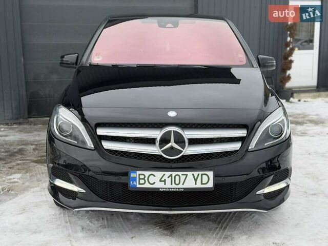 Черный Мерседес Б-класс, объемом двигателя 0 л и пробегом 98 тыс. км за 10200 $, фото 6 на Automoto.ua