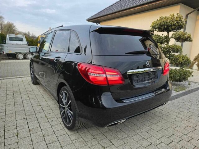 Черный Мерседес Б-класс, объемом двигателя 1.6 л и пробегом 99 тыс. км за 2700 $, фото 4 на Automoto.ua