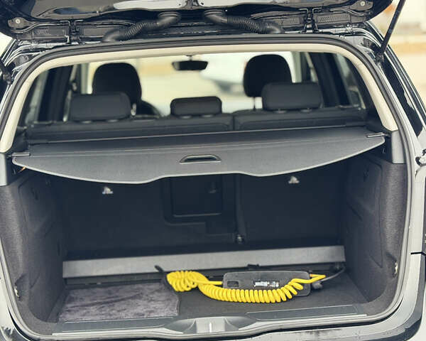 Черный Мерседес Б-класс, объемом двигателя 0 л и пробегом 99 тыс. км за 10500 $, фото 21 на Automoto.ua