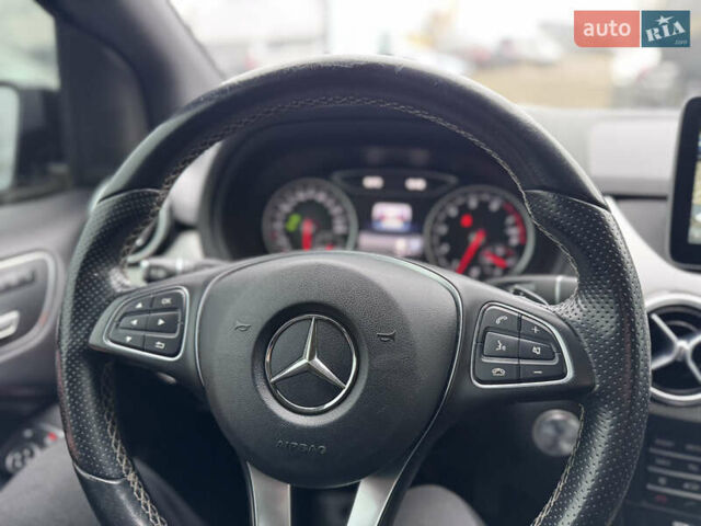 Черный Мерседес Б-класс, объемом двигателя 1.99 л и пробегом 125 тыс. км за 17500 $, фото 28 на Automoto.ua